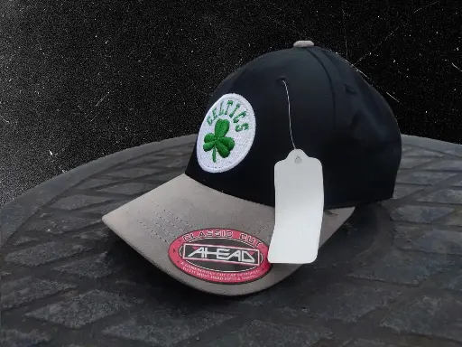 3 Leaf Clover Cap